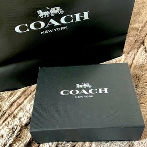 Coach Slim Card Case in Black! ( Retail #C4818) Brand New with tag!